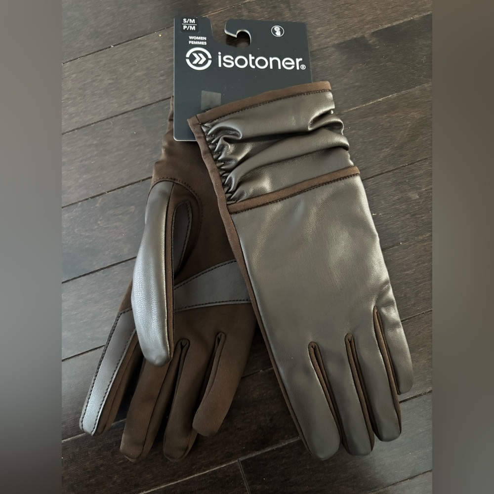 Isotoner Women’s Brown Gloves